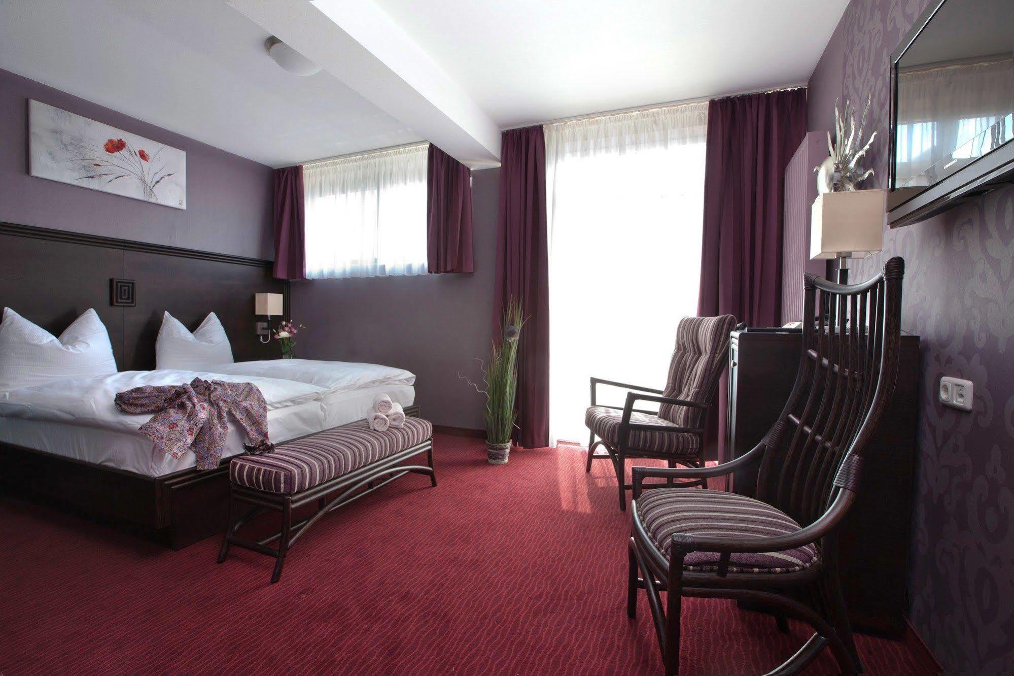 Goebel'S Hotel Aquavita Бад-Вильдунген Экстерьер фото