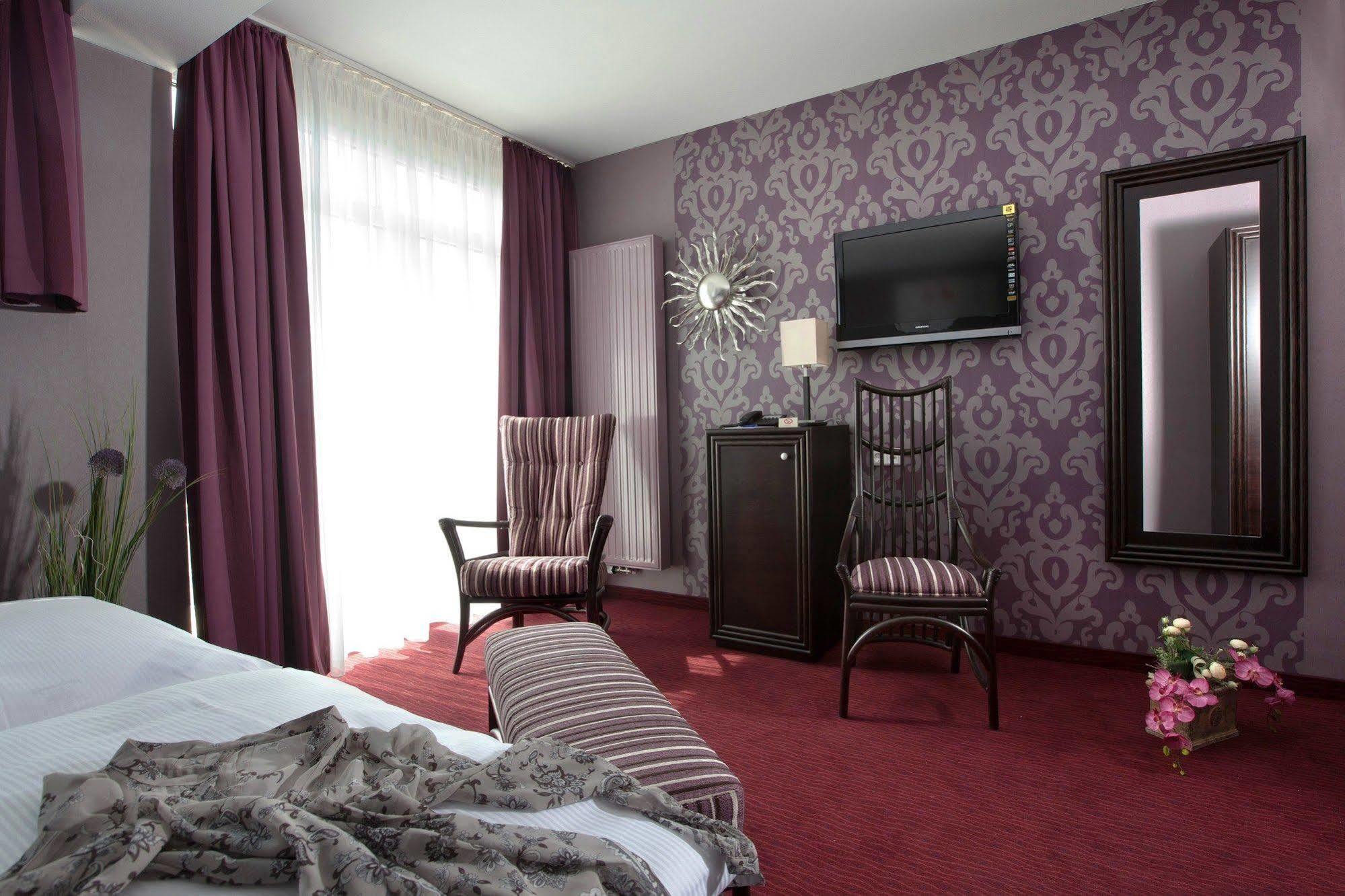 Goebel'S Hotel Aquavita Бад-Вильдунген Экстерьер фото